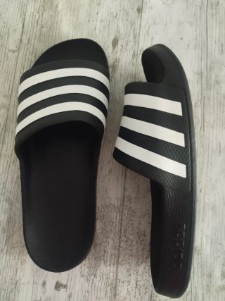 Chancletas Adidas Negras