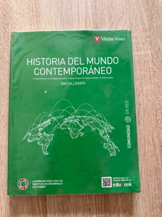 Se vende libro de historia 1°BACH