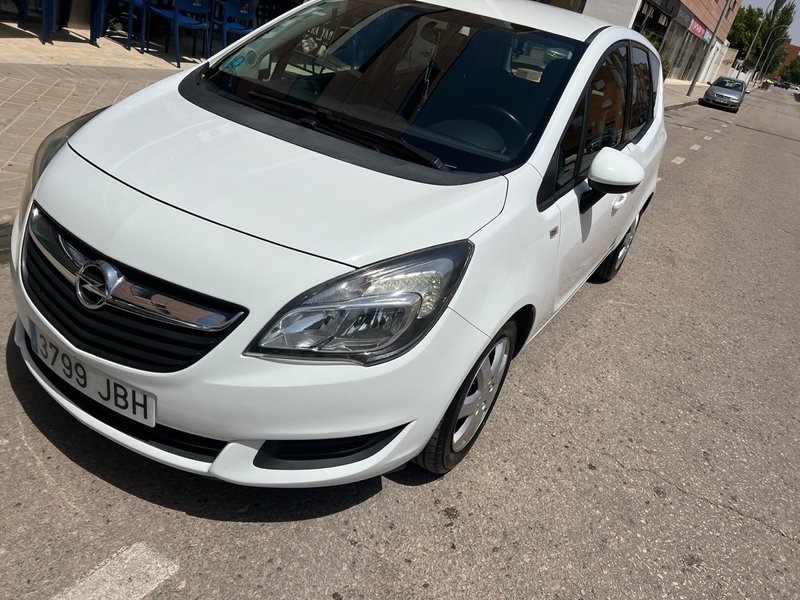 Opel Meriva 2014 - foto 1