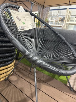 Silla Acapulco Ratán y Metal Negra