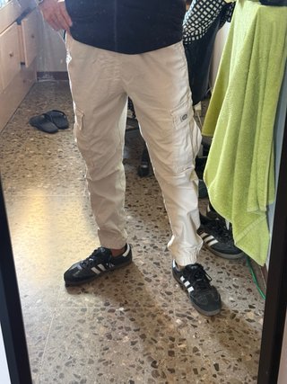 Pantalón cargo jogger Zara crema Talla S