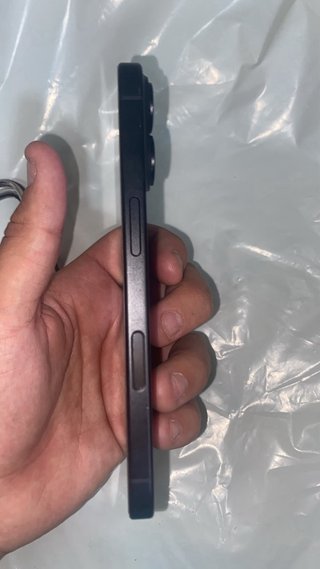 iPhone 16 Negro