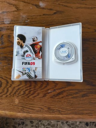 Lote 6 Juegos PSP: FIFA, GTA, Invizimals, MotoGP