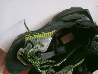Zapatillas Nike Talla 42 Negras y Plateadas