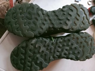 Zapatillas Nike Talla 42 Negras y Plateadas