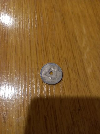 Moneda Española con Agujero