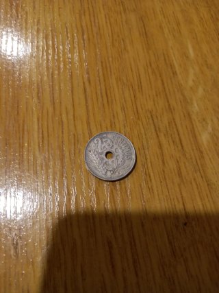 Moneda Española con Agujero