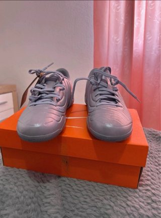 Zapatillas Fútbol Sala Nike Moradas Naranja