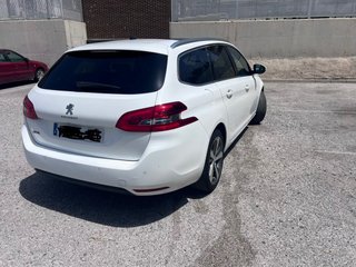 Peugeot 308 2016