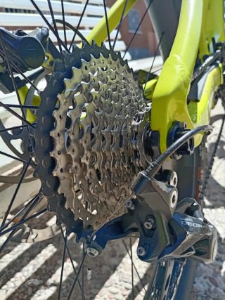 Bicicleta Eléctrica FOCUS JAM2