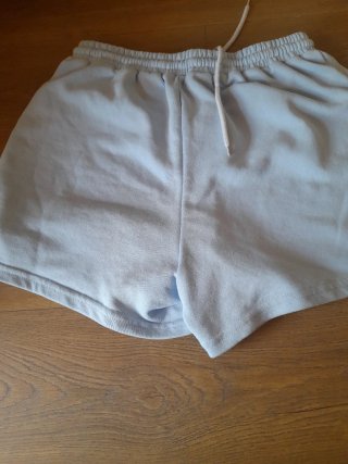 Pantalón corto chica azul