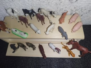 Lotto 20 Animali Giocattolo 3-5 cm z3