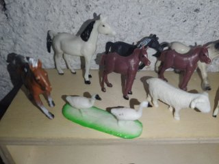 Lotto 20 Animali Giocattolo 3-5 cm z3