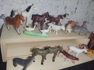 Lotto 20 Animali Giocattolo 3-5 cm z3