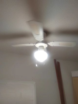 Lámpara ventilador de techo blanca