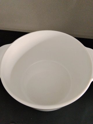 Cacerola de cerámica con tapa de cristal