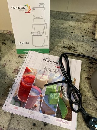 Licuadora de prensado en frío para zumos (nueva)
