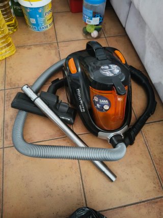 Aspiradora Rowenta Compact Power 3A