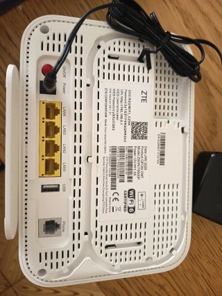 Router ZTE y Vodafone TV