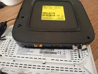 Router ZTE y Vodafone TV