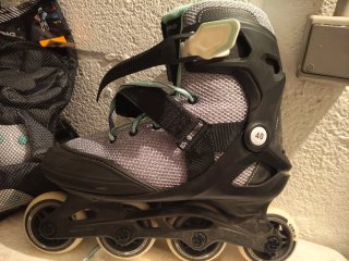 Patines en línea + Protecciones para Codo- Rodilla