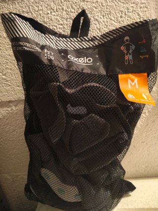 Patines en línea + Protecciones para Codo- Rodilla