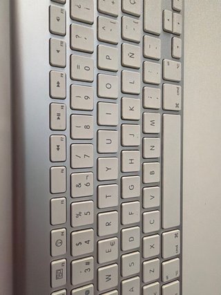 Teclado Apple Inalámbrico Plata/Blanco