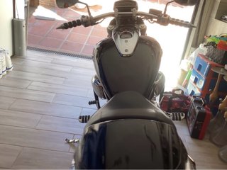 Suzuki Intruder M1800R Negra