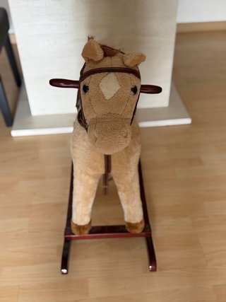 Caballito de madera para niños