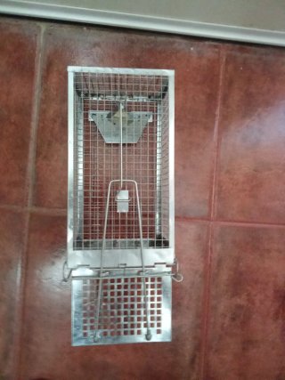 Trampa para ratones de metal