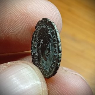 Moneda romana – Valentiniano I - RESTITVTOR REIP