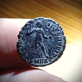Moneda romana – Valentiniano I - RESTITVTOR REIP