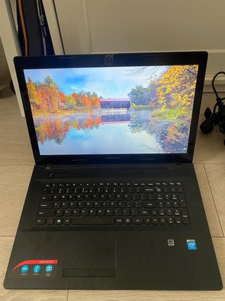 Portatile Lenovo 17 Nero celeron 1.4 SSD 120gb -6q