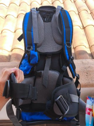 Mochila portabebés senderismo
