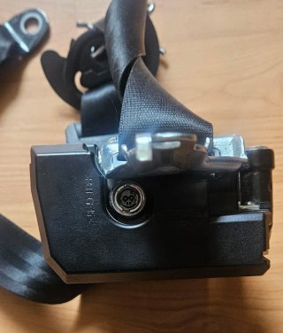Pretensor Cinturón Audi E-Tron