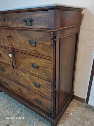 Cómoda Antigua Madera Raíz de roble