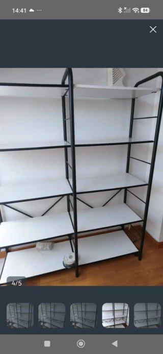 Estantería metálica blanca y negra