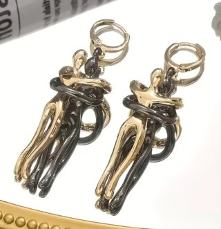 Pendientes Pareja Abrazada Oro y Negro