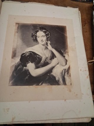 Libro antiguo beautifull women