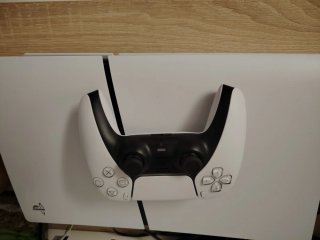 Consola PS5 Chasis E + Seguro 2 Años+8 juegos