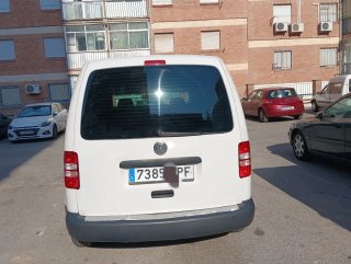 Volkswagen Caddy 2011