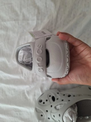 Crocs Caged Clog Grises