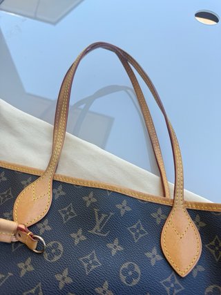 Louis Vuitton Neverfull