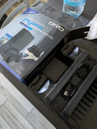 PS4 Pro 1TB Jet Black - Difetto Lettore