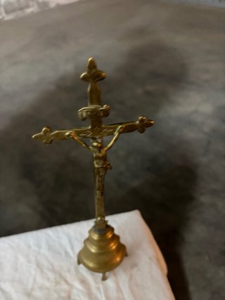 Crocefisso da tavolo in ottone