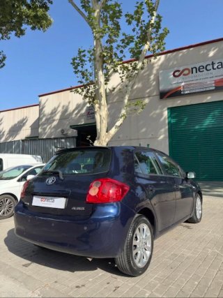 TOYOTA AURIS 140.000 KM AUTOMÁTICO