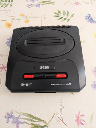 Consola Sega Mega Drive 2
