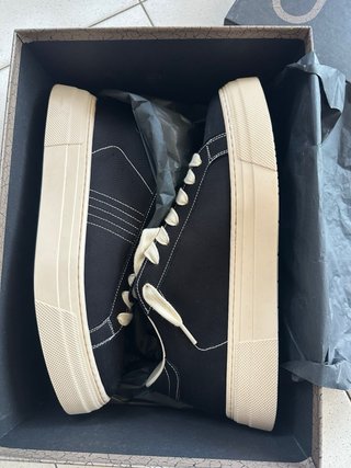 Scarpe uomo nere e bianche, numero 45