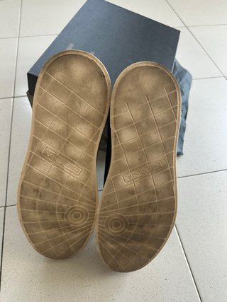 Scarpe uomo nere e bianche, numero 45