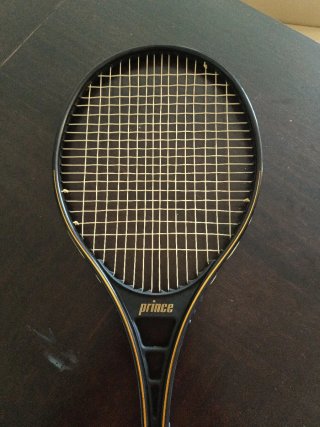 Raqueta de Tenis Prince Negra y Dorada